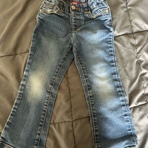 🍒🍒 3/7 BUNDLE DEAL The Children's Place Blue Boot Cut Jeans